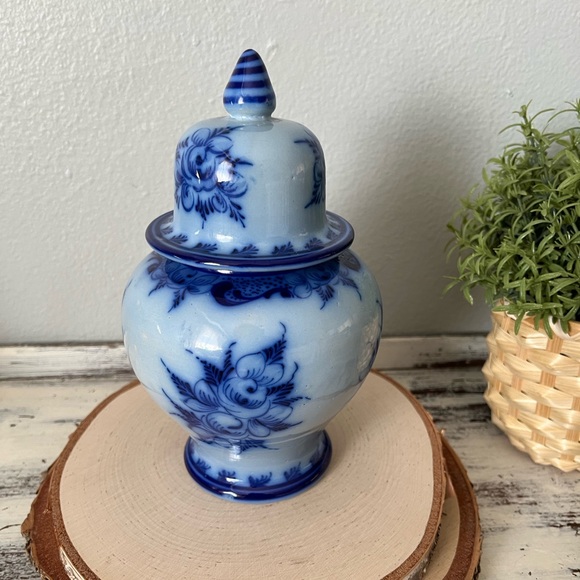 ✨SOLD✨ Vintage Cobalt Blue Ginger Jar Hand Painted Made in Portugal Blue Style - Picture 2 of 12